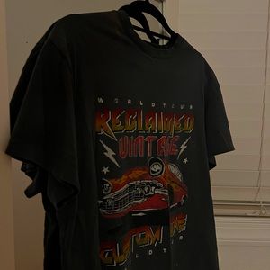 RECLAIMED VINTAGE grey t-shirt!